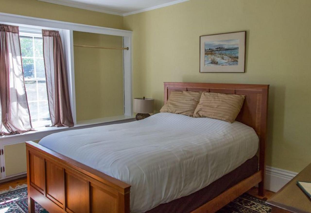 Old Parsonage Guest House 케네벙크포트 외부 사진